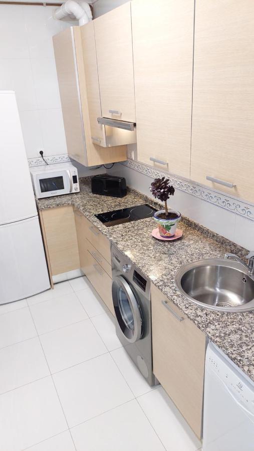 Apartamento En La Playa Con Parking Privado Getxo Exteriör bild